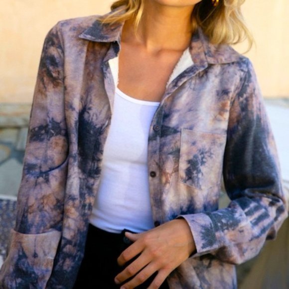 Navy Tie Dye Fleece Lined Flannel Button Down Top - Picture 4 of 9